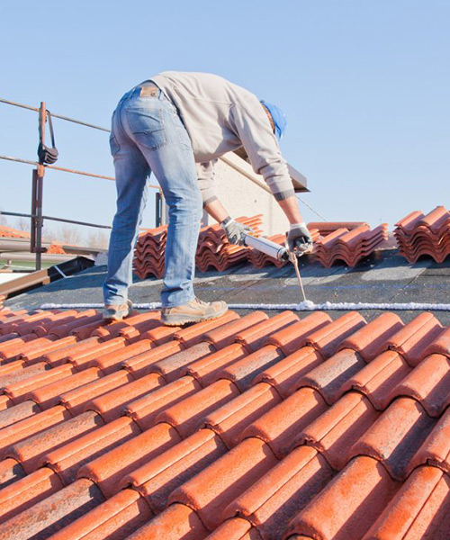 Des artisans couvreurs à votre service pour vos travaux de toiture dans le Lot-et-Garonne (47)